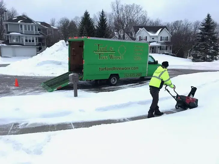 Snow work by Turf & Tree Worx